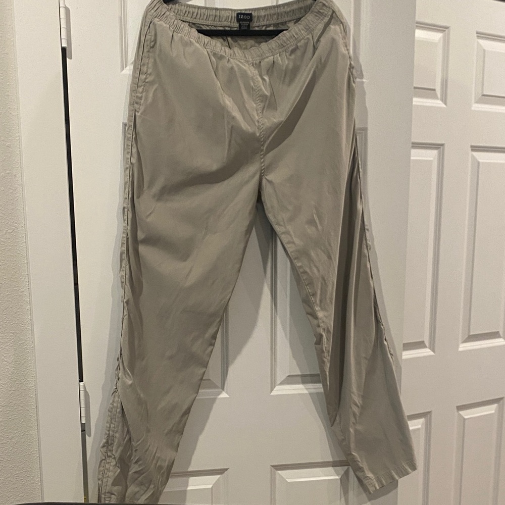 IZOD Men's Tan Joggers